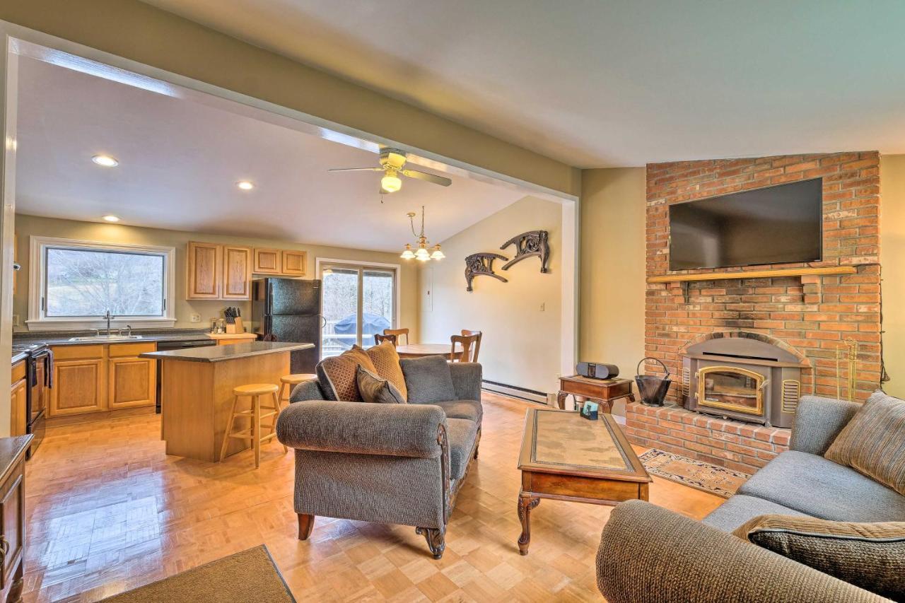 Quiet Catskills Getaway With Deck And Mtn Views New Kingston 外观 照片